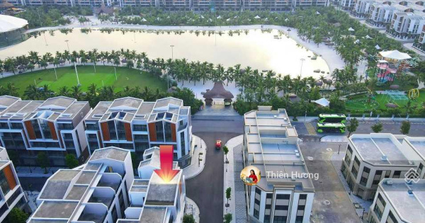 Cần bán, LK Phố Biển 78m2 nhỉnh 9 tỷ cạnh góc đầu hồi gần công viên. Vinhomes Ocean Park 3