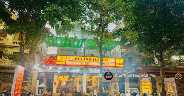 Tổng hợp mặt bằng đắc địa, thuận lợi kinh doanh mô hình: Showroom - Phòng khám - Cafe - Nhà hàng