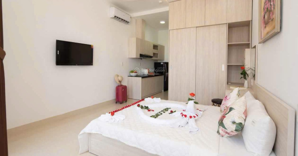 Bán toà apartment - sát biển Mỹ Khê - Đà Nẵng - 116m2 - 11 căn studio - dòng tiền 60 triệu