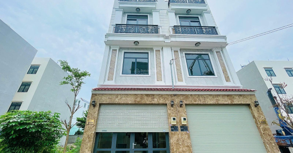 Bán nhà ven sông liền kề Vạn Phúc City HBP Thủ Đức - vị trí đẹp, giá tốt cho đầu tư 7.6 tỷ