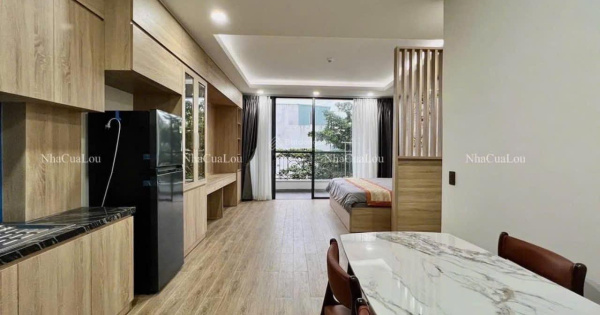 Căn hộ studio 60m2 new 100% nội thất cao cấp - ban công thoáng gần VinCom Cộng Hoà