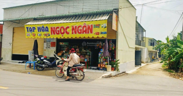 CHÍNH CHỦ CẦN BÁN GẤP KHU NHÀ MT ĐƯỜNG NHỰA ĐANG KINH DOANH NGAY XÃ TÂN AN, VĨNH CỬU, ĐỒNG NAI