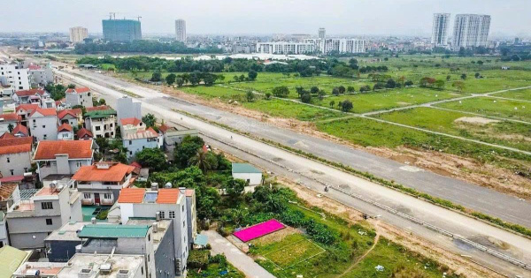 BÁN ĐẤT - DI ÁI - DI TRẠCH - HOAI ĐỨC, DT110M2 , MT7M. GIÁ 15,2 TỶ - PHÂN LÔ - Ô TÔ TRÁNH - VỈA HÈ