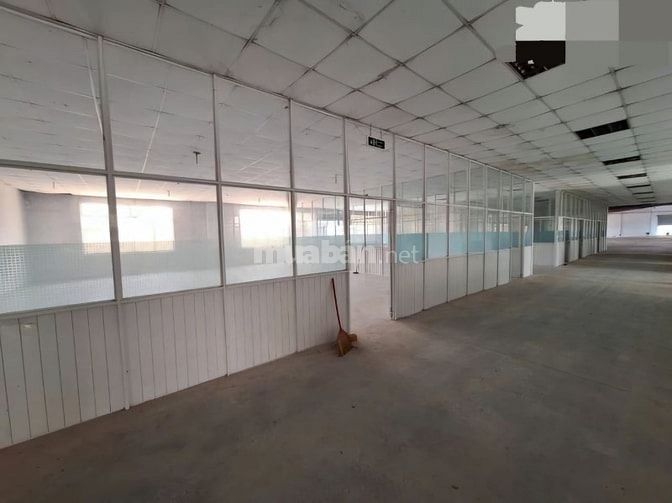 Cho thuê kho xưởng Đức Hòa ,Long An kv: 7.000m2,X: 5.500m2, vp: 300m2