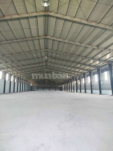 Cho Thuê Xưởng MT đường Nội Bộ Phan Văn Hớn . DT : 1600 M2 giá 85 tr