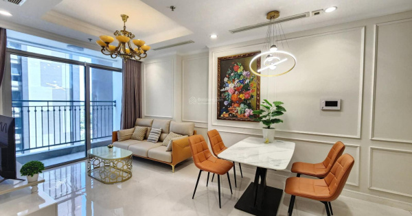 Bán nhanh căn 2PN Vinhomes Central Park, 83m2 Landmark, nội thất đẹp 99%, giá 6,8 tỷ bao thuế phí