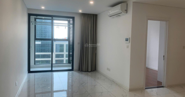 Hiếm: Cho thuê căn 3PN view công viên diện tích 104m2 đồ cơ bản, nhà trống vào luôn. LH 0912 224 ***