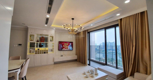 Quỹ căn trống cho thuê Vinhomes D'Capitale: Studio, 1-2-3 ngủ, view hồ, giá rẻ. LH 0974 629 ***