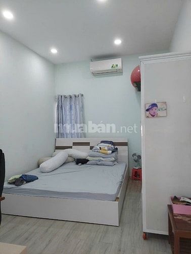 - Phòng trọ 25m2, đường Bùi Đình Túy, Q.Bình Thạnh