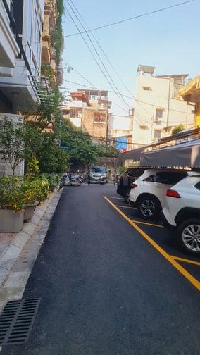 Cần cho thuê nhà 60m2 4,5 tầng khu tập thể thành ủy gần Ga Hà Nội